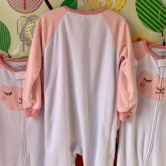 Carter’s Lamb Footies 3 Pairs Sz 4T VGUC - Picture 3 of 3